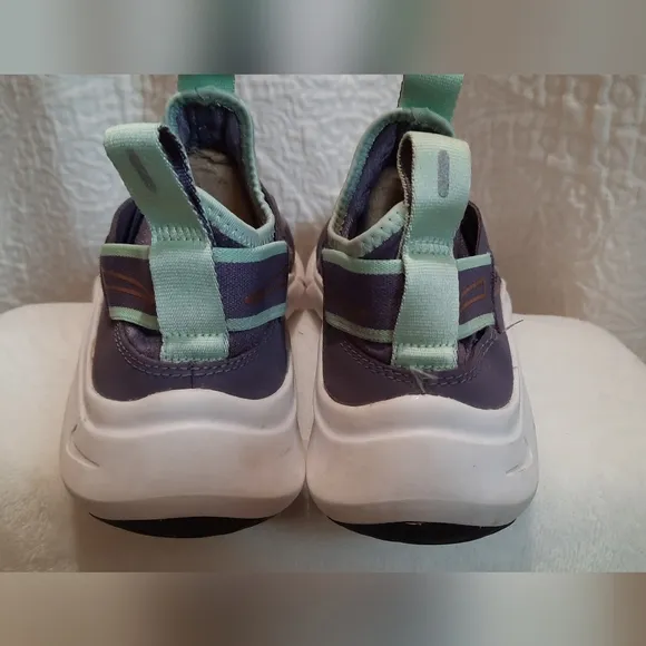 Nike Air Zoom Arcadia Big Kids Running Shoes size 6Y Purple White Outdoor