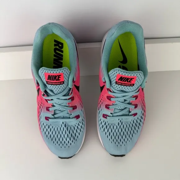 Nike Air Zoom Pegasus 34 Running Shoes – Women’s Size 7