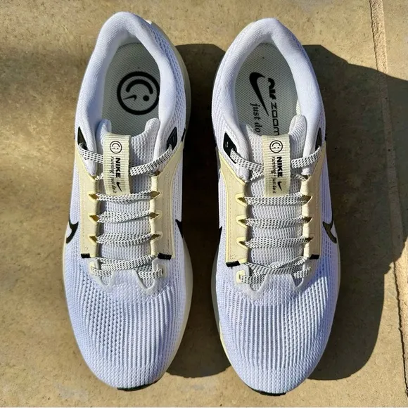 Nike Air Zoom Pegasus 40 White Coconut Milk - Size 9.5 Men’s, 11 Women’s