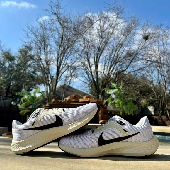 Nike Air Zoom Pegasus 40 White Coconut Milk - Size 9.5 Men’s, 11 Women’s