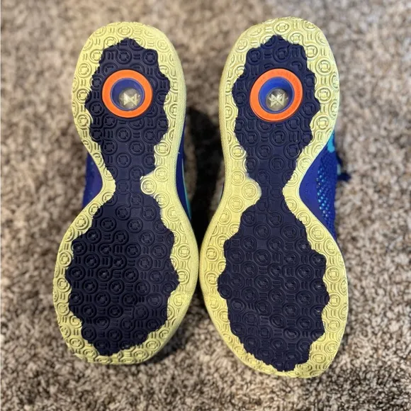 Nike Blue and Orange Sneakers with Sock-Like Fit Gatorade x PG 4 EP Grape