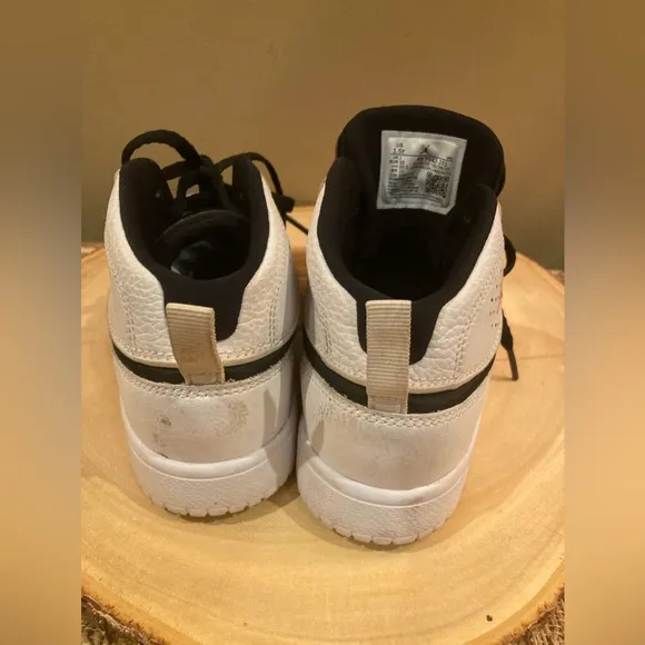 Nike Boys Air Jordan Access AV7942-101 White Basketball Shoes Sneakers Size 1.5Y