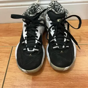 Nike Boys Air Jordan Zion 1 DA3131-002 Black Basketball Shoes Sneakers Size 6.5Y