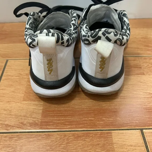 Nike Boys Air Jordan Zion 1 DA3131-002 Black Basketball Shoes Sneakers Size 6.5Y