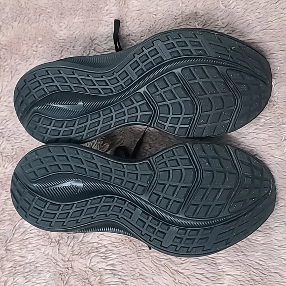Nike Downshifter Men's Size 8 Black Mesh Athletic Running Shoes CI9982