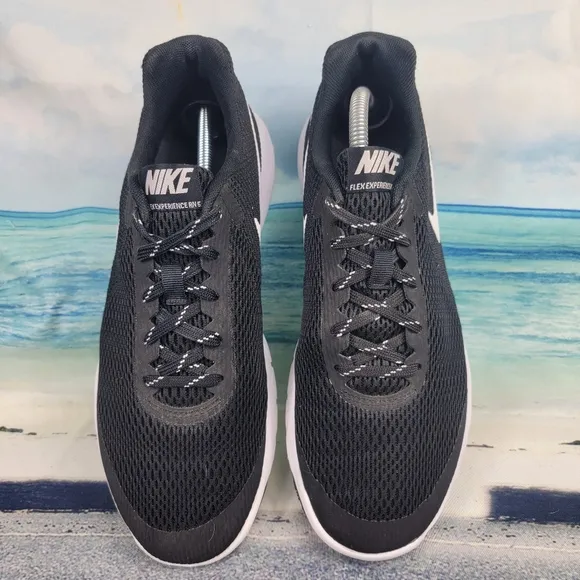 Nike Flex Experience RN Womens 9