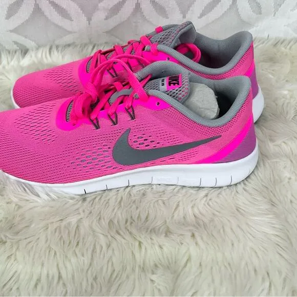 Nike Free RN GS Barbie Pink Blast Running Sneakers Youth Size 7