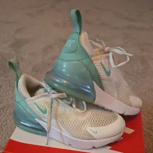 Nike Kids' Air Max 270 - Mint Green and White