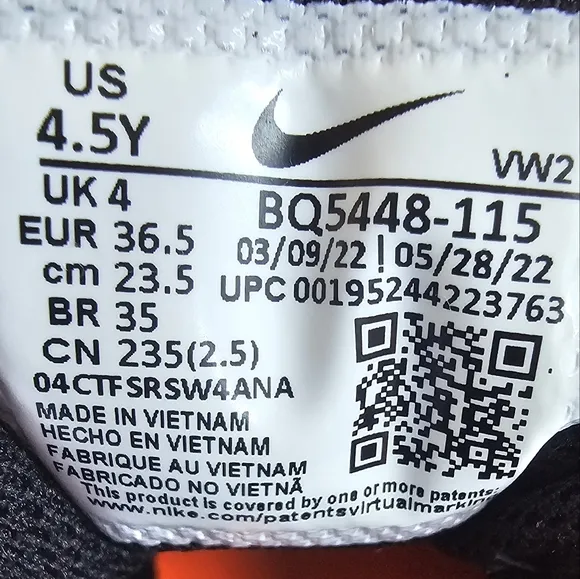 Nike Kids Court Borough Low Recraft White, Total Orange &amp; Black Shoes. New w/box