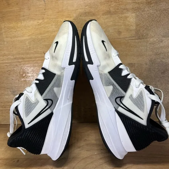 Nike Kyrie 5 Low TB Mens Sz 12 Basketball Shoes Sneakers White Black DO9617-100