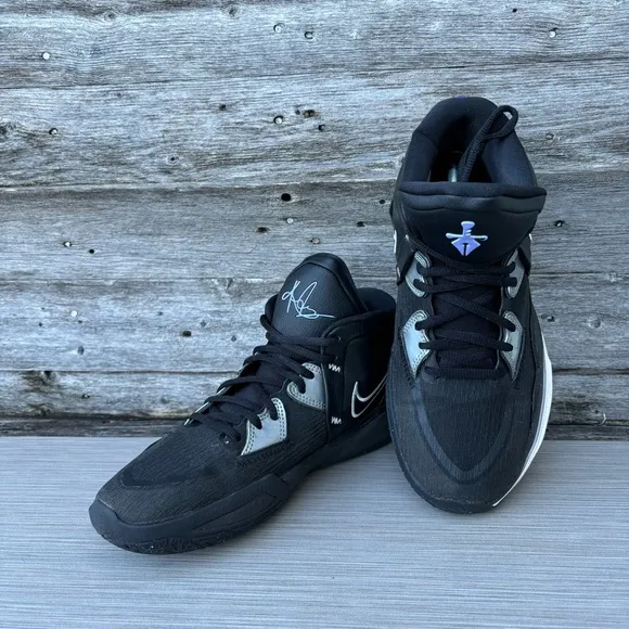 NIKE Kyrie Infinity Basketball Shoes