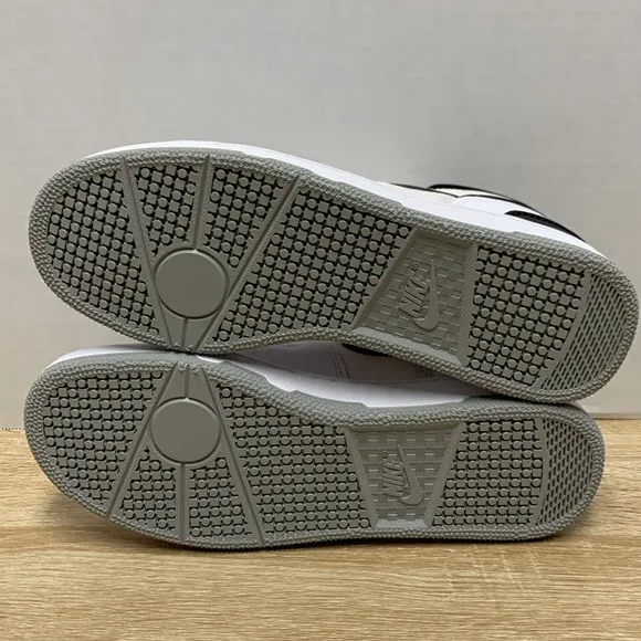 Nike Mac Attack men’s size 7