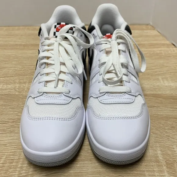 Nike Mac Attack men’s size 7