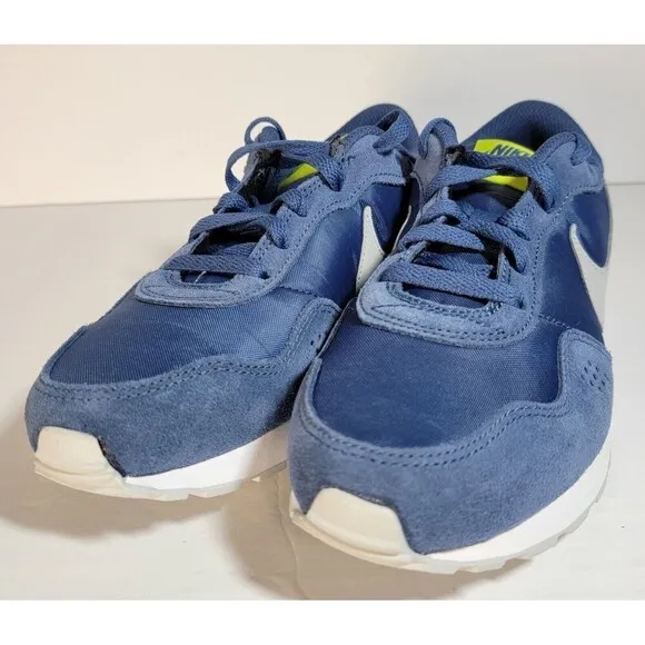 Nike MD Valiant Navy Gray Running Shoes Kids Size 4.5Y/5.5Y CN8558-406