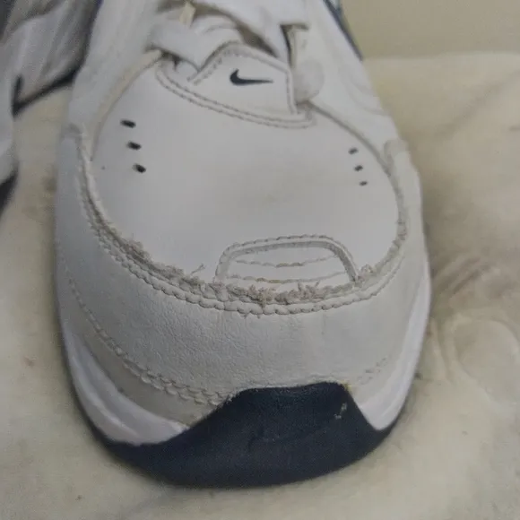 Nike Men's AIR MONARCH White &amp; Blue Athletic Shoes Sneakers Size 11 Clean