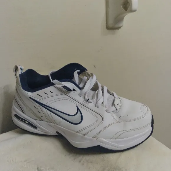 Nike Men's AIR MONARCH White &amp; Blue Athletic Shoes Sneakers Size 11 Clean