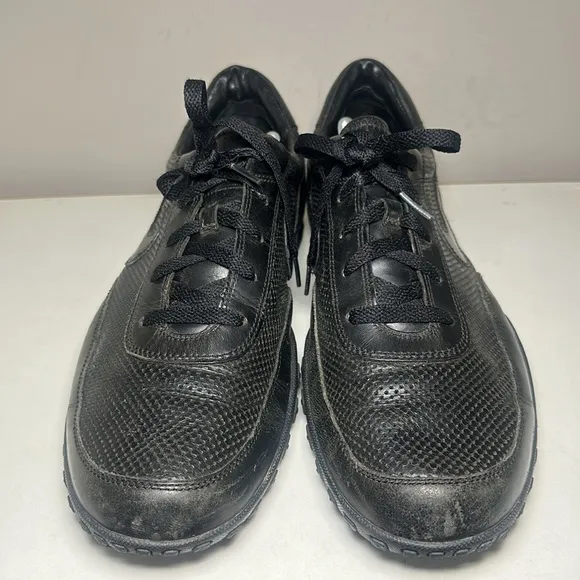 Nike Men's Black Leather waffle racer III Sneakers