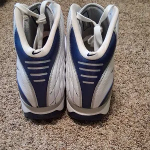 Nike Men's Blue and White Athletic Shoes