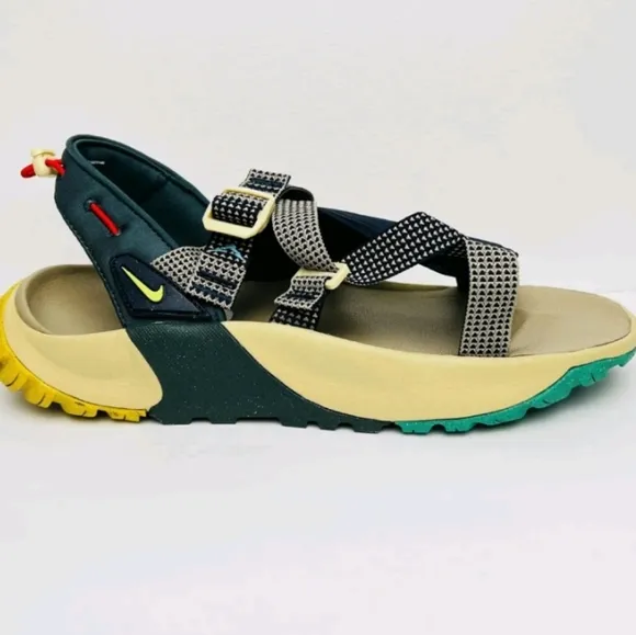 Nike Mens Oneonta Trial Outdoor Sandal Sz 10 nwot box