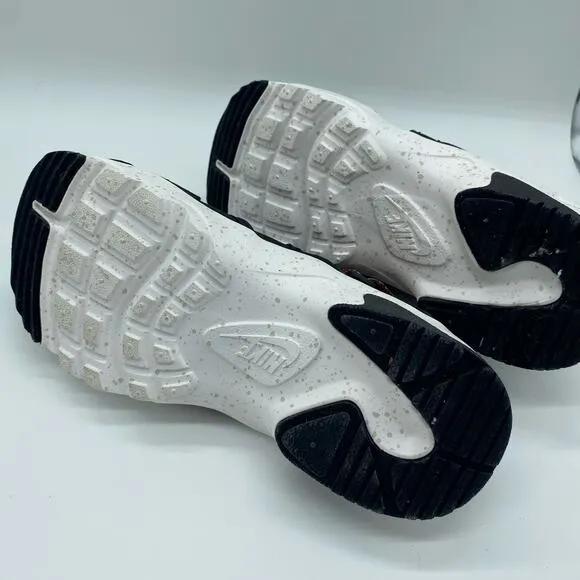 Nike Men's size 8 Women's 9.5 Black White Canyon Sandal Strappy Outdoor Gorpcore