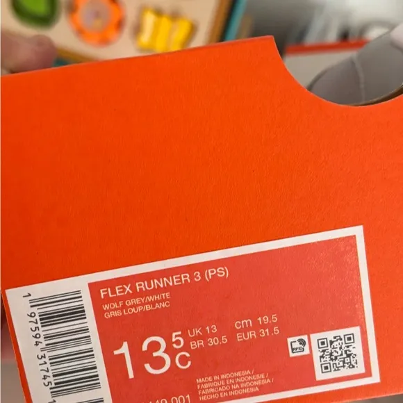 Nike New Flex Runner 3 Grey/ Withe Mesh Preschool Sneaker Shoes FN1449-001