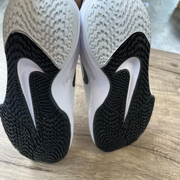 Nike Precision 7 VII Sneakers Mens 8.5 White Basketball Shoes FN0324-101