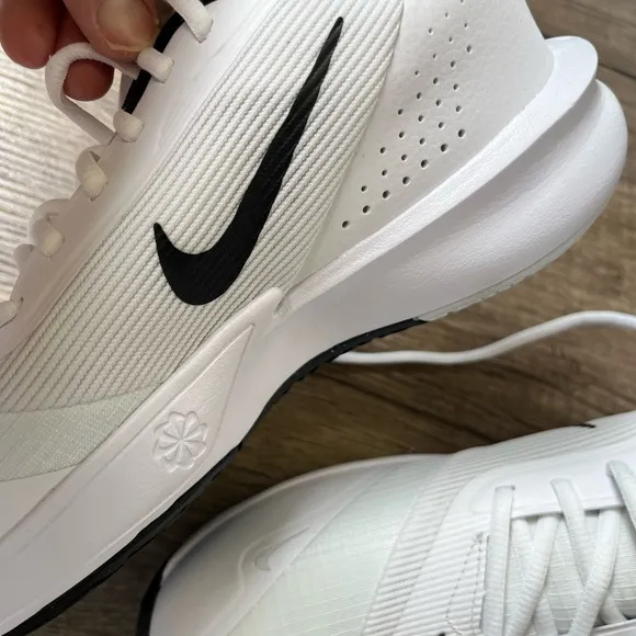 Nike Precision 7 VII Sneakers Mens 8.5 White Basketball Shoes FN0324-101