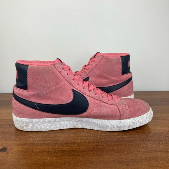 Nike SB Zoom Blazer Mid Pink Salt Black Suede Sneakers 864349-601 Men’s 8.