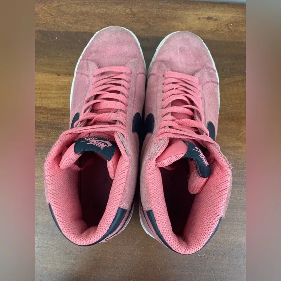 Nike SB Zoom Blazer Mid Pink Salt Black Suede Sneakers 864349-601 Men’s 8.