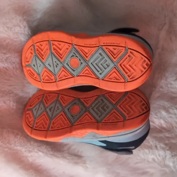 Nike Soldier VII Lebron James Orange Gray Black Toddler Size 8c