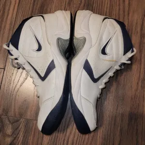 Nike the Overplay III Midnight Navy and White Basketball Shoes Men's size 7