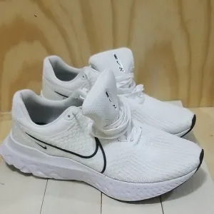 Nike W React Infinity Run FK 3 TB White Black Shoes Men's size 13