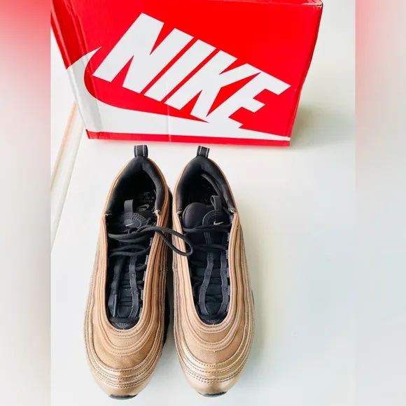 Nike wmns Air Max 97 “Copper”, limited edition, sz 8. Resale value $213 