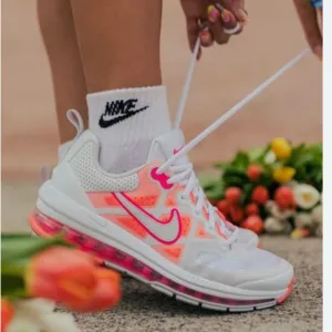 Nike Women's Air Max Pink Sneakers