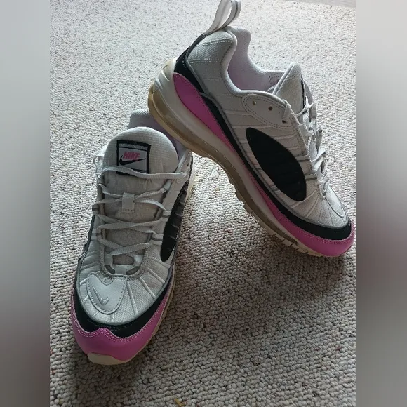 Nike! Women's Pink and Black Sneakers