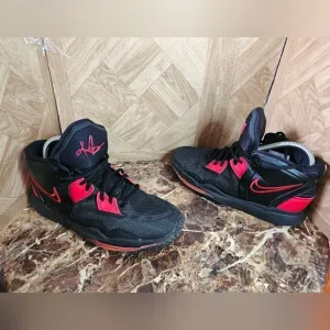 Nike Kyrie Infinity Bred GS Youth DD0334-004 basketball shoes size GS 7y 284