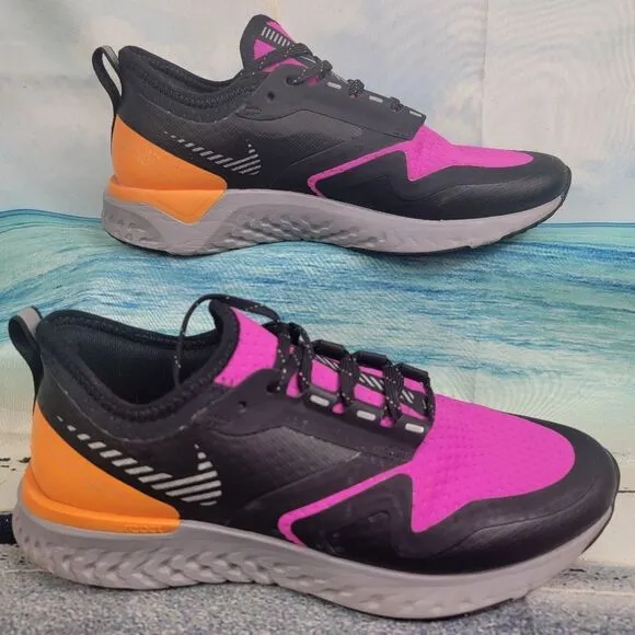 Nike Odyssey React Women's 6