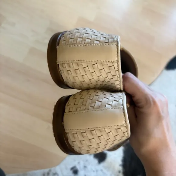 NISOLO NWOT Cream Mara Woven Slip On‎ Size 8