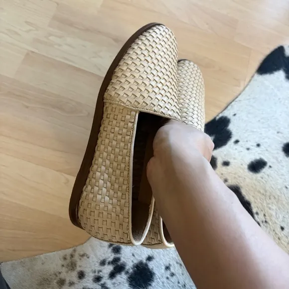 NISOLO NWOT Cream Mara Woven Slip On‎ Size 8