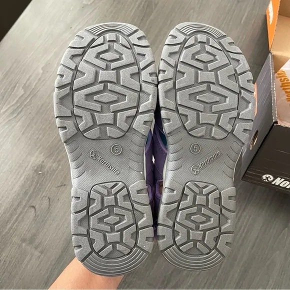 NORTHSIDE Burke kids outdoor Water hiking shoes purple size 5 NWT
