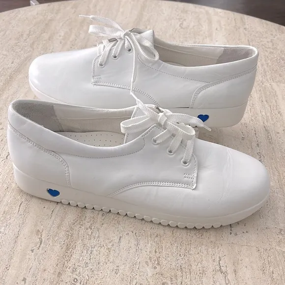 NURSE MATE Women’s White Lace up Leather Nursing Shoes Style #252598 Size 10.5