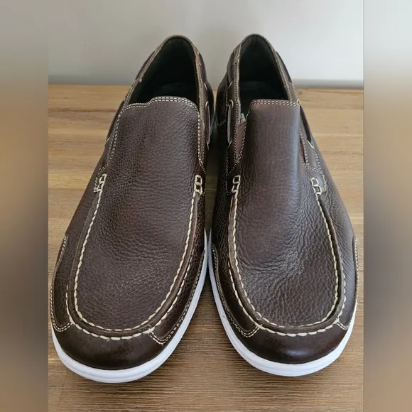 NWOB COLE HAAN Nike Air Sail Men's Brown Leather Slip-On Boat Shoes