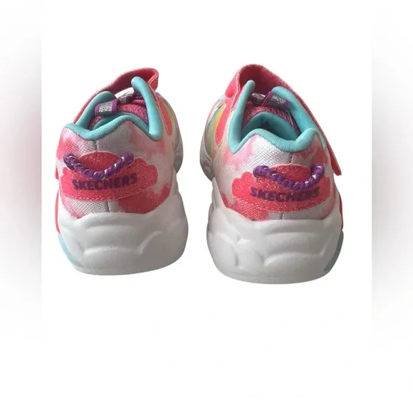 NWOT Skechers Girls Light Up Athletic Shoes in Pink/Multi Colors size 7c