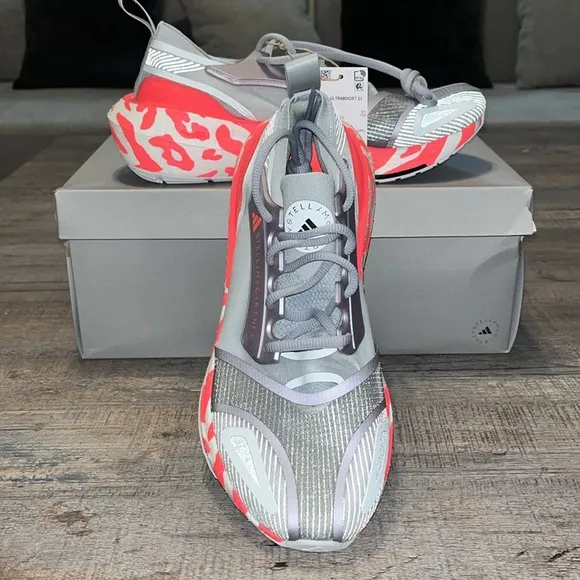 NWT Adidas by Stella McCartney Ultraboost Light Shoes IE8721