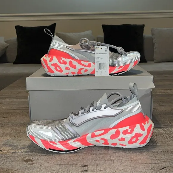 NWT Adidas by Stella McCartney Ultraboost Light Shoes IE8721