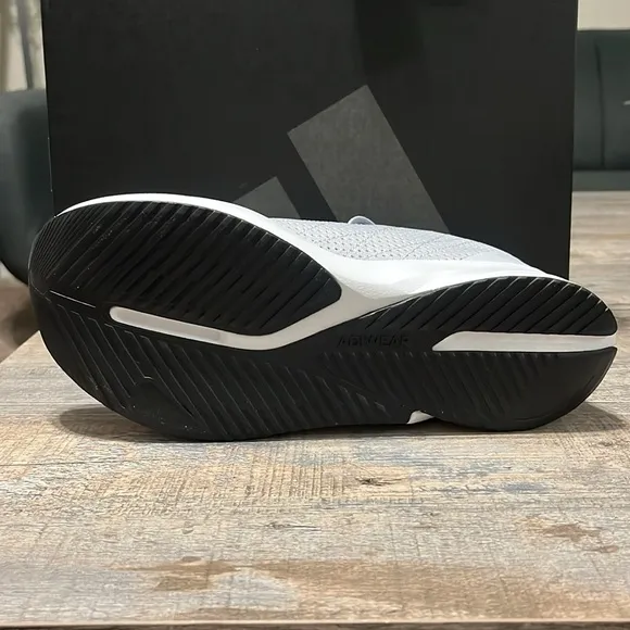 NWT Adidas Duramo SL Running Men's Shoes - Grey - IE9689