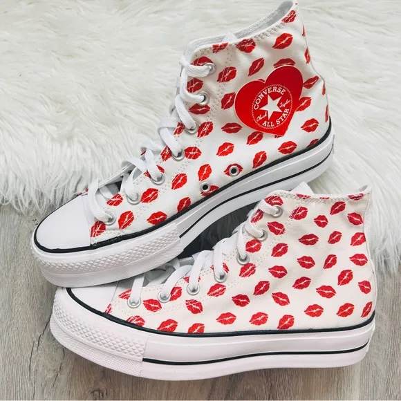 NWT Converse ID Chuck Taylor All Star Women’s Shoes