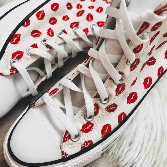 NWT Converse ID Chuck Taylor All Star Women’s Shoes