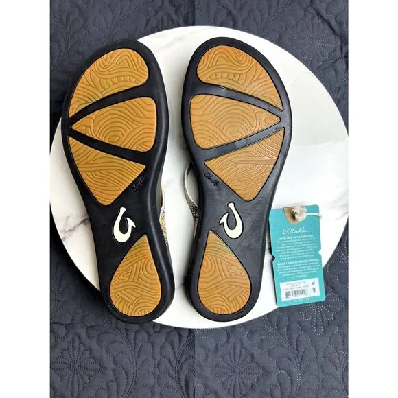 OluKai Women's Ho'opio Leather Sandals Beach Comfort Outdoor SZ 9: NWT Gifting
