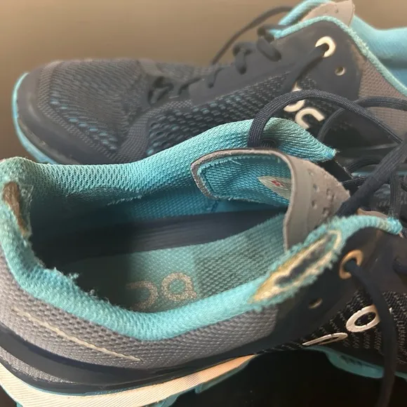 On Cloud Shoes Mens Size 8 Cloudsurfer Running Sneaker Blue Mesh Workout Active